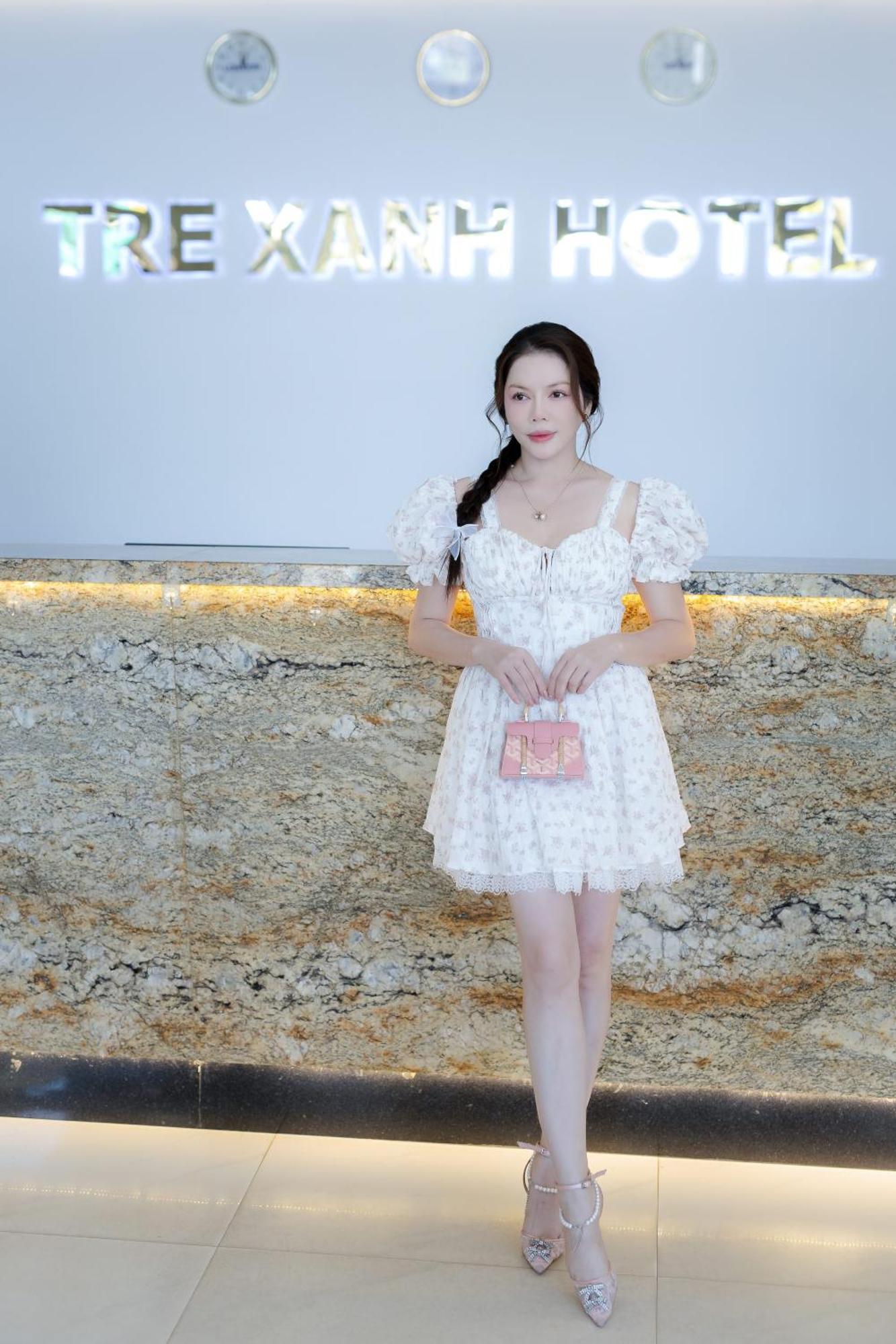 Tre Xanh Hotel Pleiku Exteriör bild